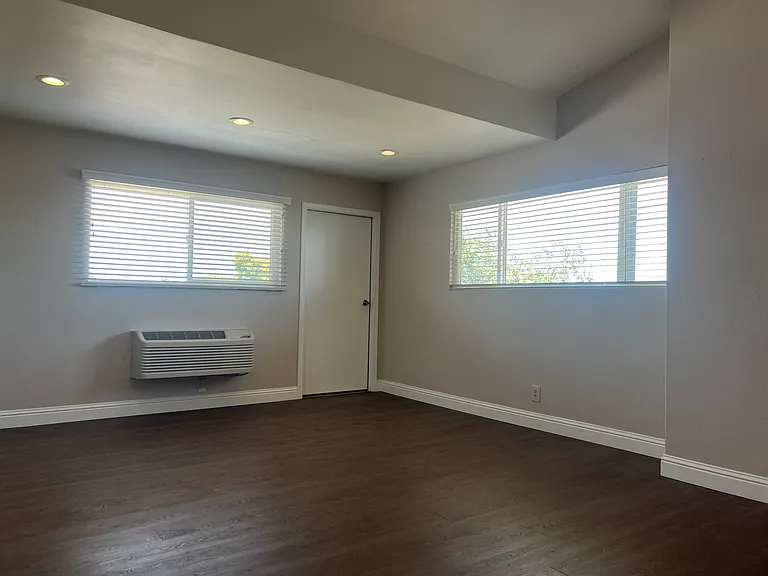 1515 N Milpitas Blvd — Photo 11