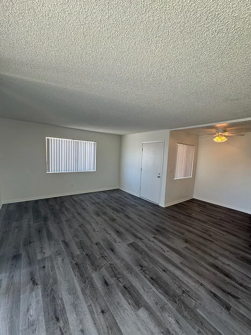 2 bed, $1,695 — Photo 3