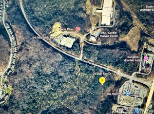 21 Dan Fox Dr, Pittsfield, MA 01201