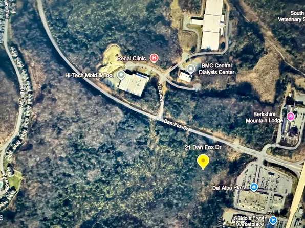 21 Dan Fox Dr, Pittsfield, MA 01201