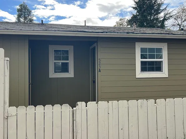 519-525-523 A&b SE #I, Grants Pass, OR 97526