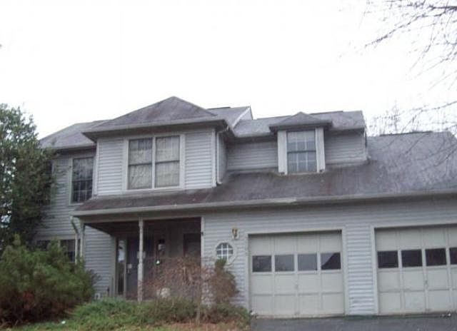 1st image of 5706 Caledonia Ct