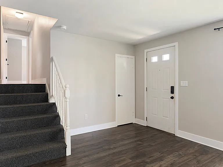 209 Garden Rd — Photo 6
