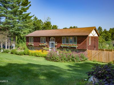 2 Caratina Ave, Pittsfield, MA, 01201