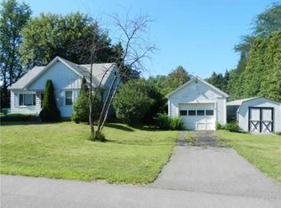 1989 Turner St, Ontario, NY 14519