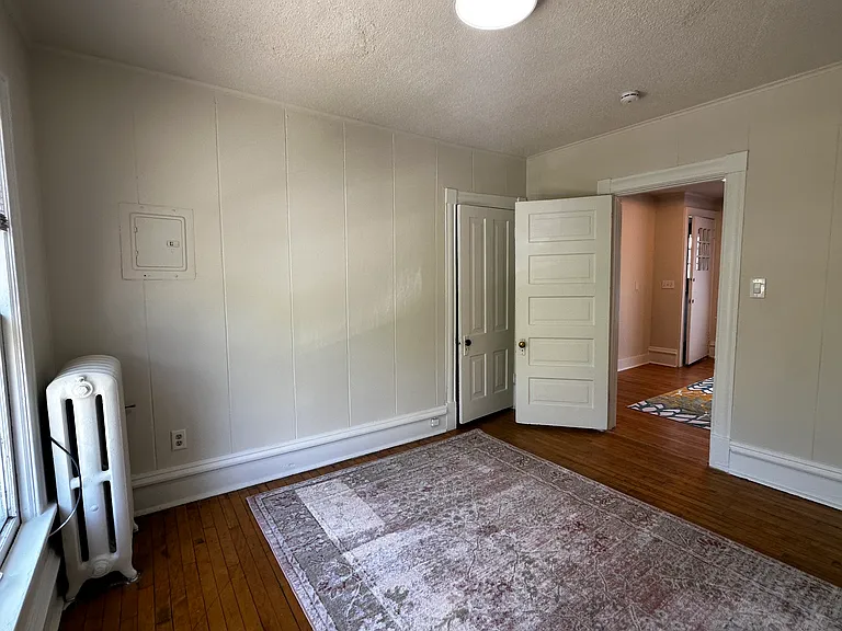 819 W 28th St #2 — Photo 7