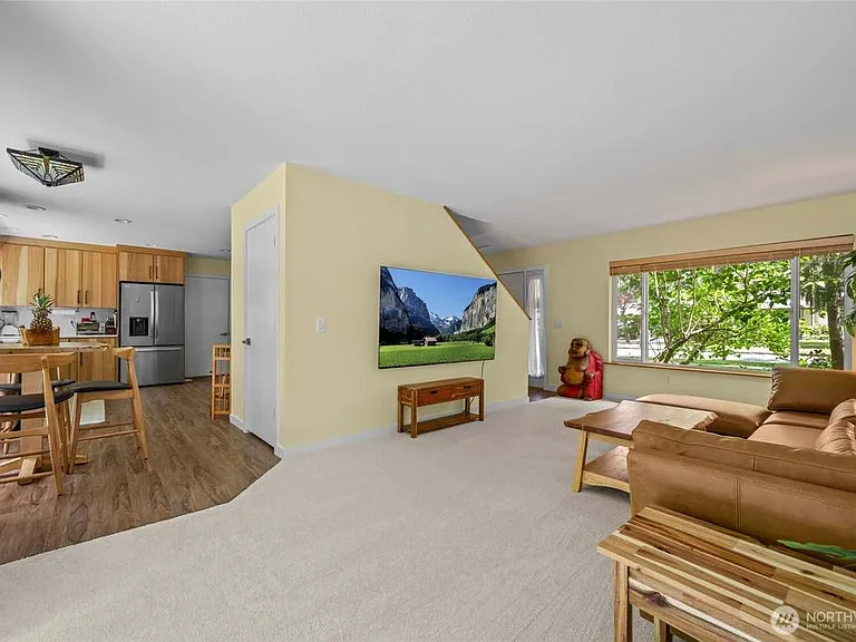 1311 Clearbrook Dr — Photo 21