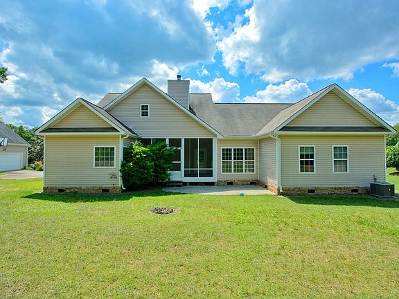 4th image of 209 Central Heights Dr