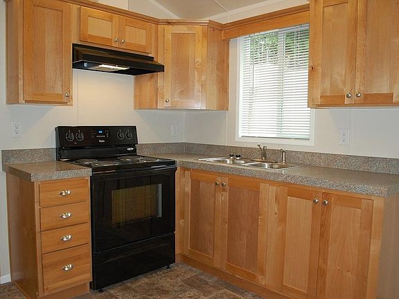 3rd image of 4450 356th Dr SE #4