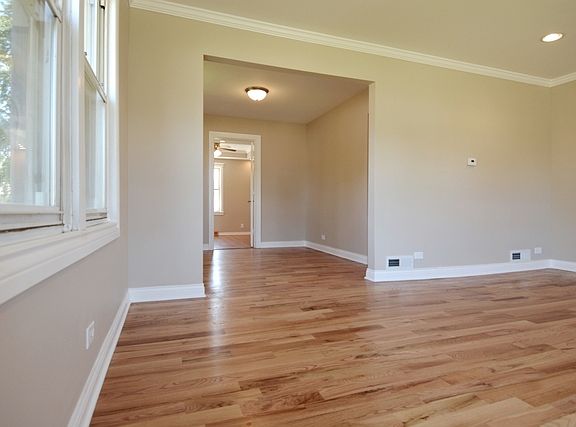 4th image of 105 S Caryl Ave