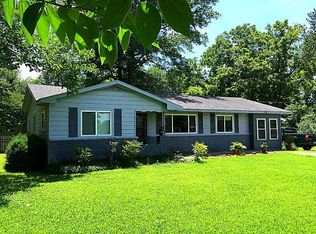 5325 E Huntsville Rd, Fayetteville, AR 72701