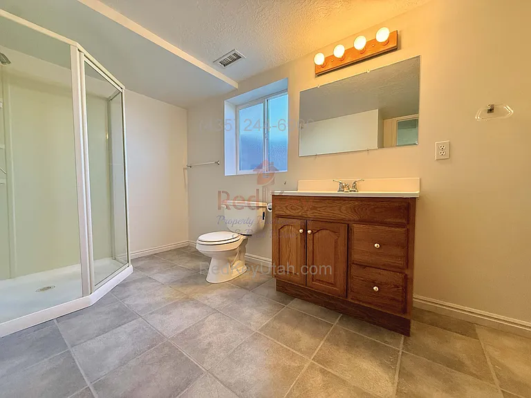 1602 Breeze Dr, Lake Point, UT_05042026