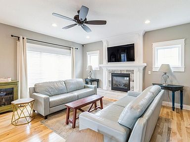 2829 Danbury Rd, Ames, IA 50010 | Zillow