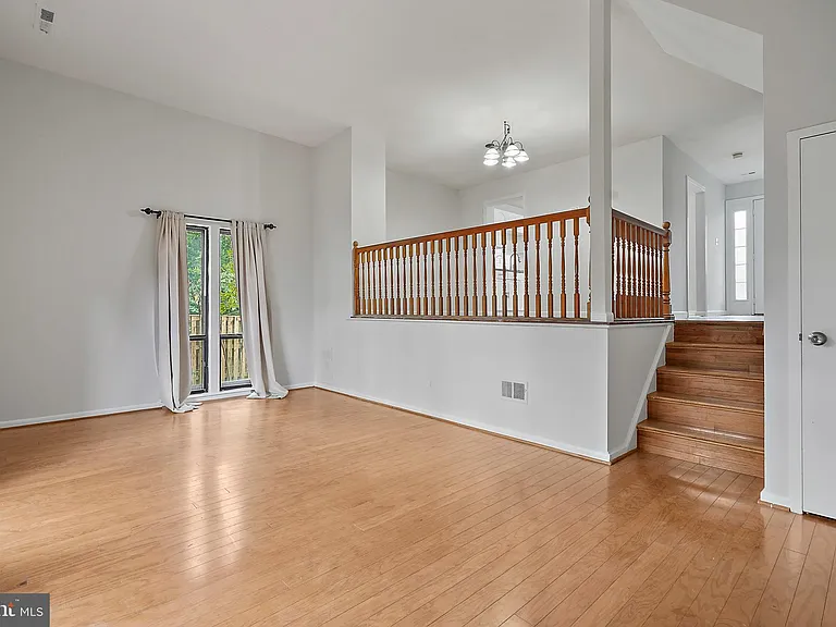 6351 Rockshire St — Photo 6