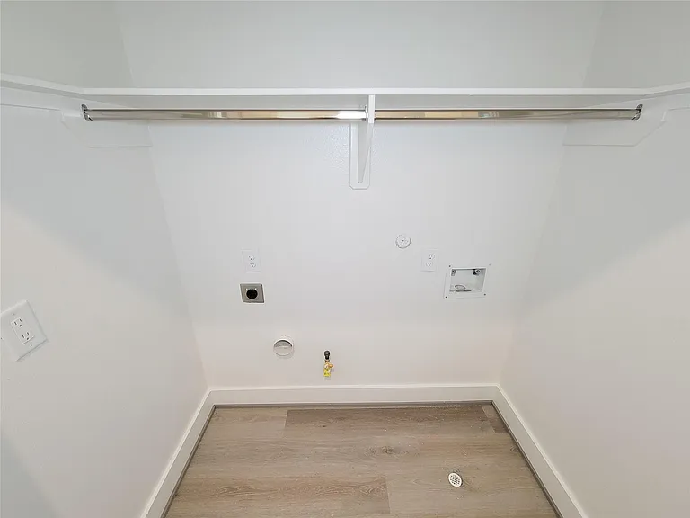 7705 Earl Rudder Way — Photo 23