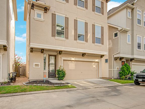 4th image of 9624 Cambridge Manor Ln