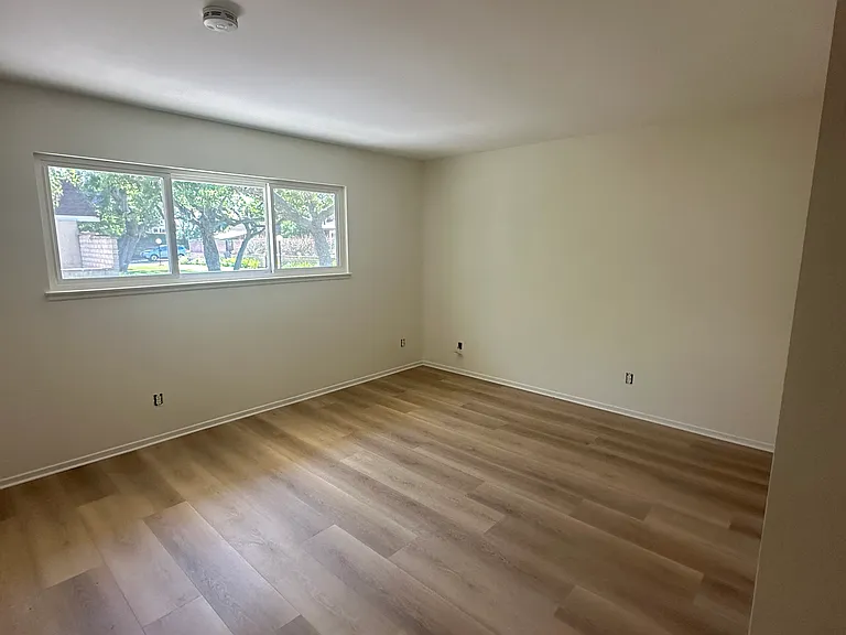 453 Baja Ct — Photo 14