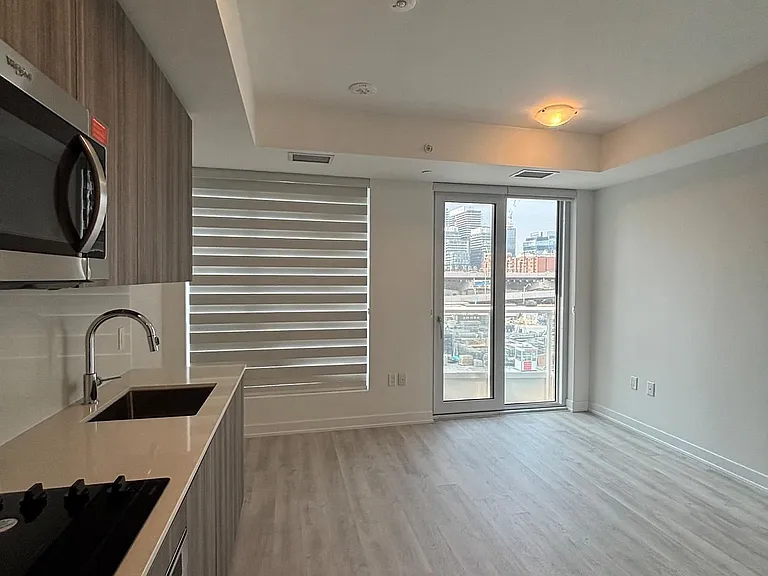 15 Richardson St #303 — Photo 3
