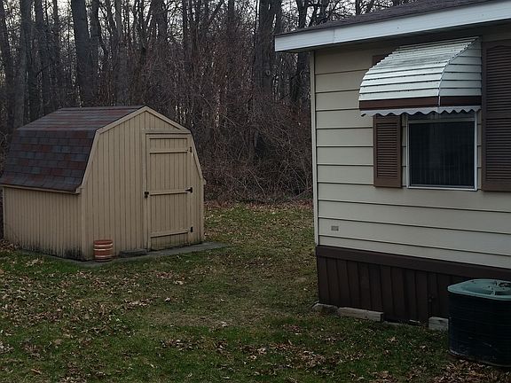 2nd image of 2371 Douglas Dr