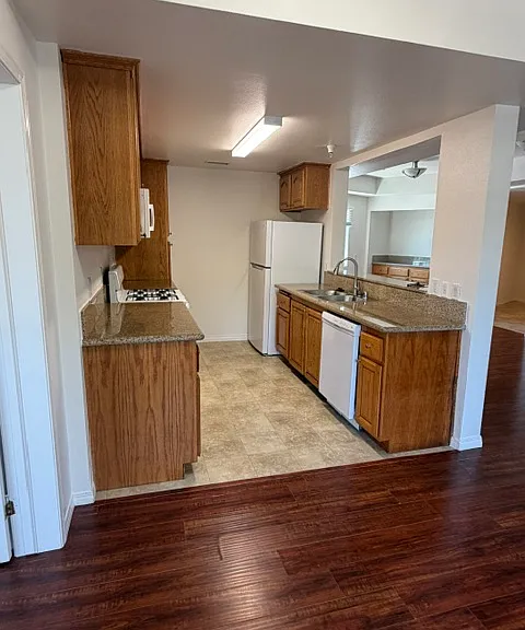 3401 Manning Ave #201 — Photo 6