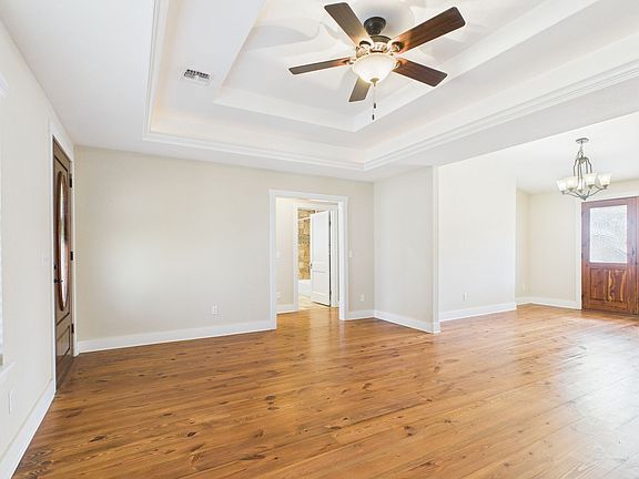 5th image of 411 West College