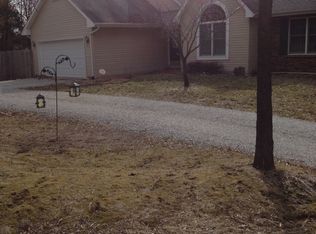 280 E Bill Lawrence Rd, Sturgeon, MO 65284