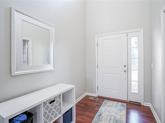 3rd image of 7820 Eagles Nest Blvd