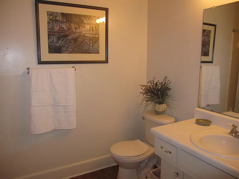 Hunting Ridge Apartments — Photo 37