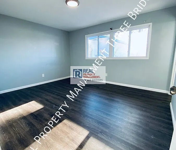 3125 Stafford Ln — Photo 11