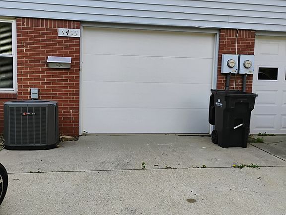 2nd image of 4403 Chelsea Dr #11B
