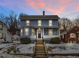 229 E College St, Canonsburg, PA 15317