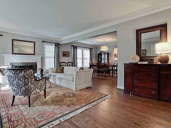3rd image of 6925 Meadow Lake Ave