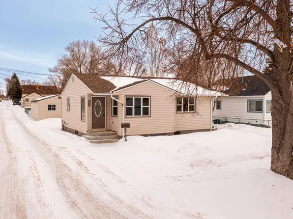 415 7th St E, Williston, ND 58801
