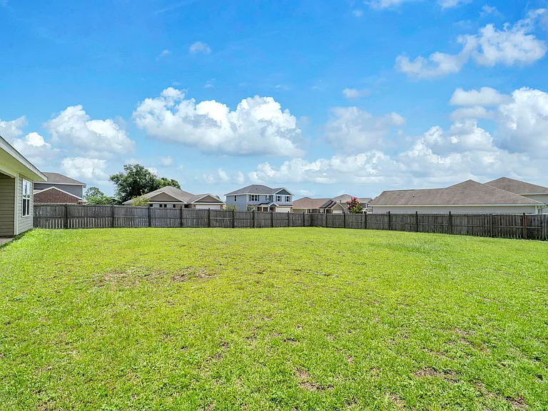 4924 Kensington Ln — Photo 37