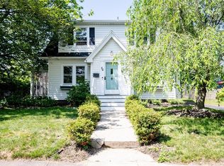 72 Radcliffe Rd, Rochester, NY 14617