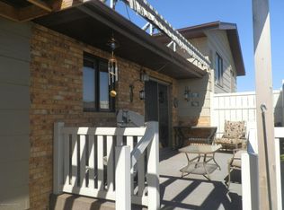 2119 10th Ave W, Dickinson, ND 58601