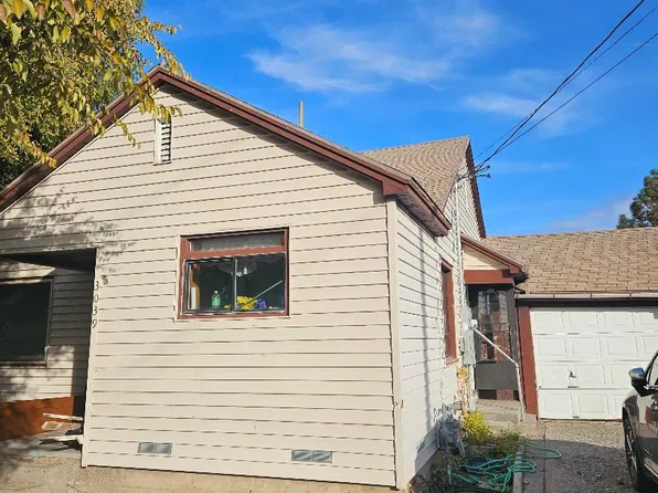 3039 Altamont Dr, Klamath Falls, OR 97603