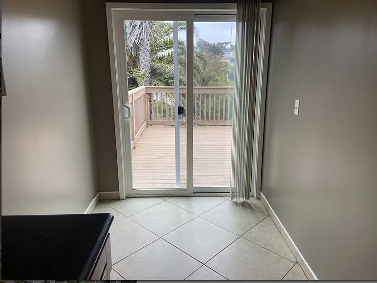 263 Justin Dr — Photo 9