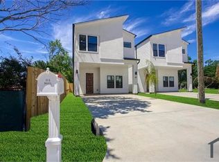 25 Foxshire Ln, Houston, TX 77047