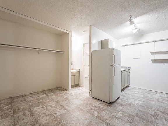 136 Judy Ln APT 2A, Henderson, NV 89015 | Zillow