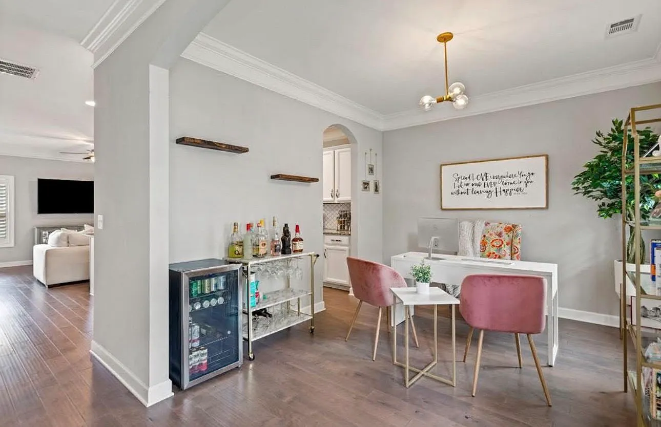 3 bed, 1500 sqft, $3,000 — Photo 1