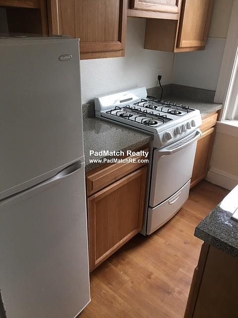 2nd image of 1175 Boylston St #Bf-30