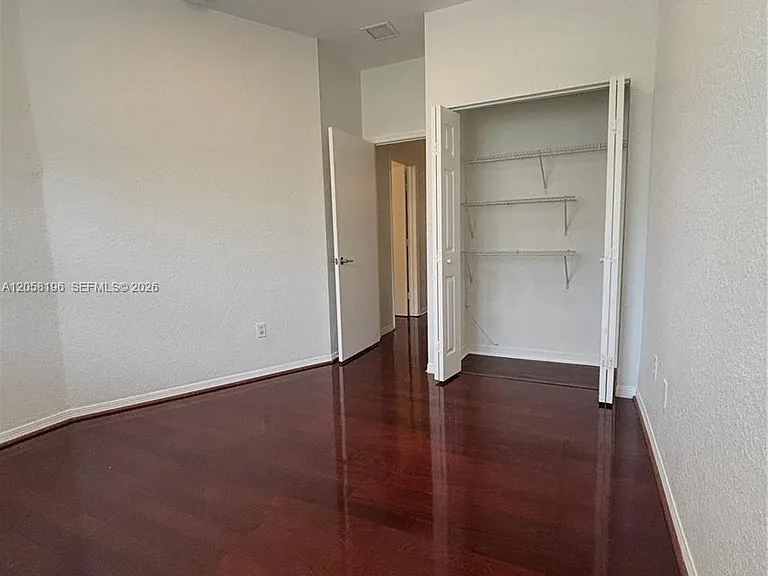 4931 N Harbor Isles Dr #203 — Photo 17