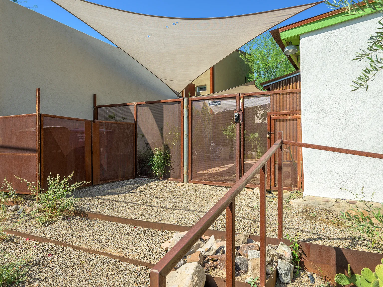 1 bed, 700 sqft, $1,700 — Photo 2