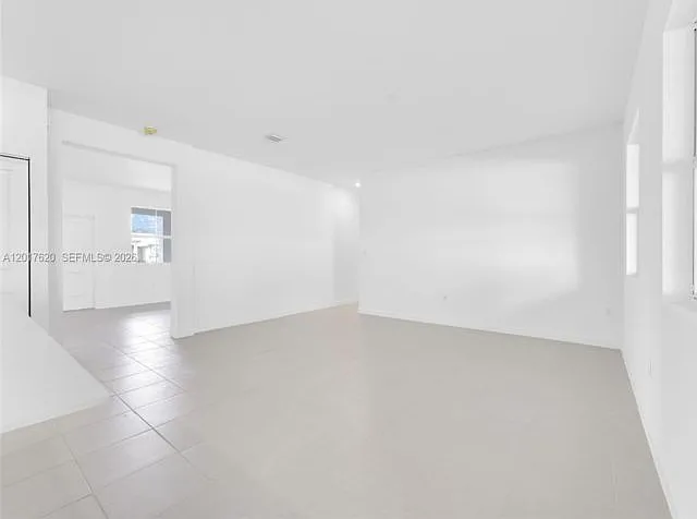 27232 SW 159th Ave — Photo 12