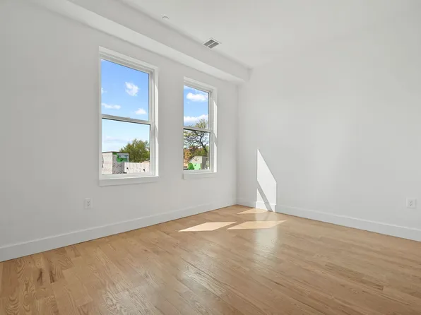 337 Palisade Avenue image 19 of 22