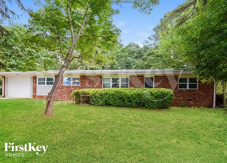 629 Bounty Dr — Photo 1