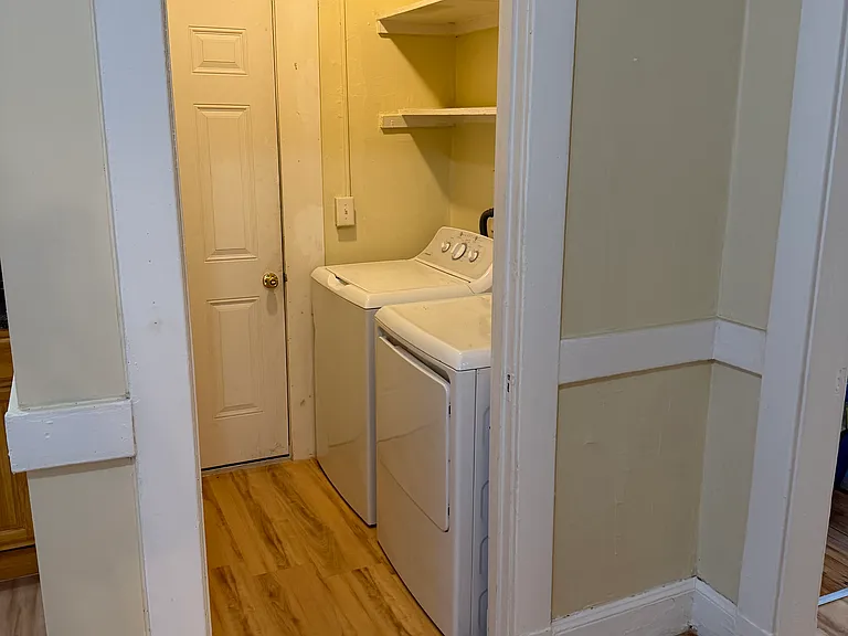 815 Campbell Ave #1 — Photo 6