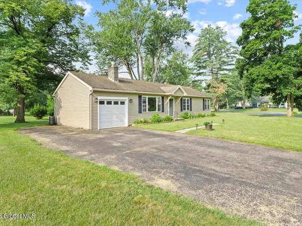 11 Berchman Drive, Ballston Lake, NY 12019