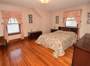 86 Church St, Wethersfield, CT 06109